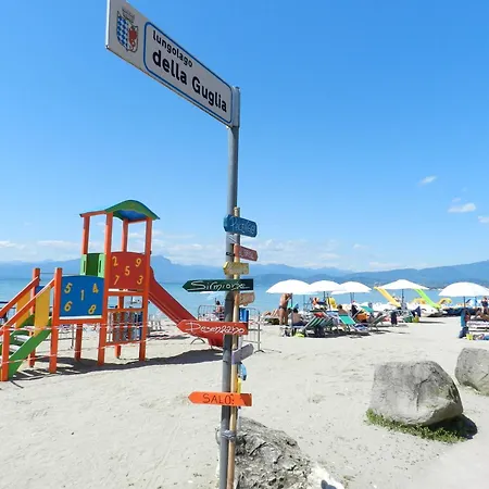 A Casa Di La' - Regarda Travel Apartamento