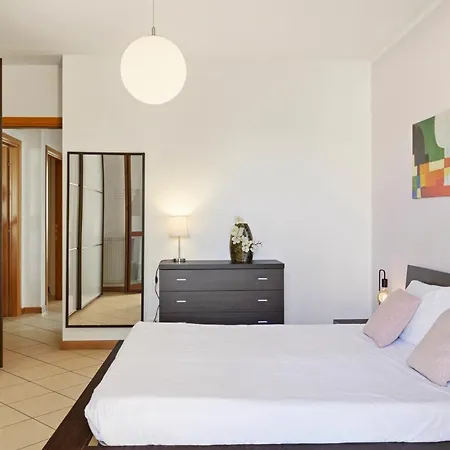 A Casa Di La' - Regarda Travel Apartamento